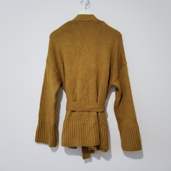 ๐ธ NWT Ann Taylor Wool Blend Belted Cardigan in Antique Brass Small - Picture 7 of 9